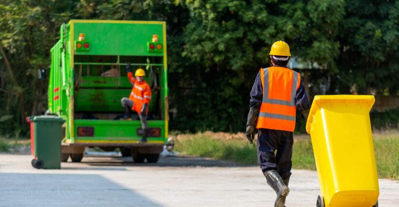 Expert Guidance On Tackling The Garbage: Eliminating Junk From Your Living Space 